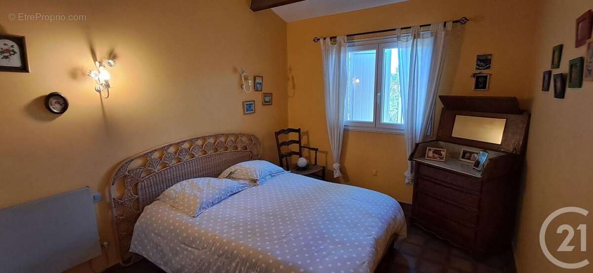 Maison à LATOUR-BAS-ELNE