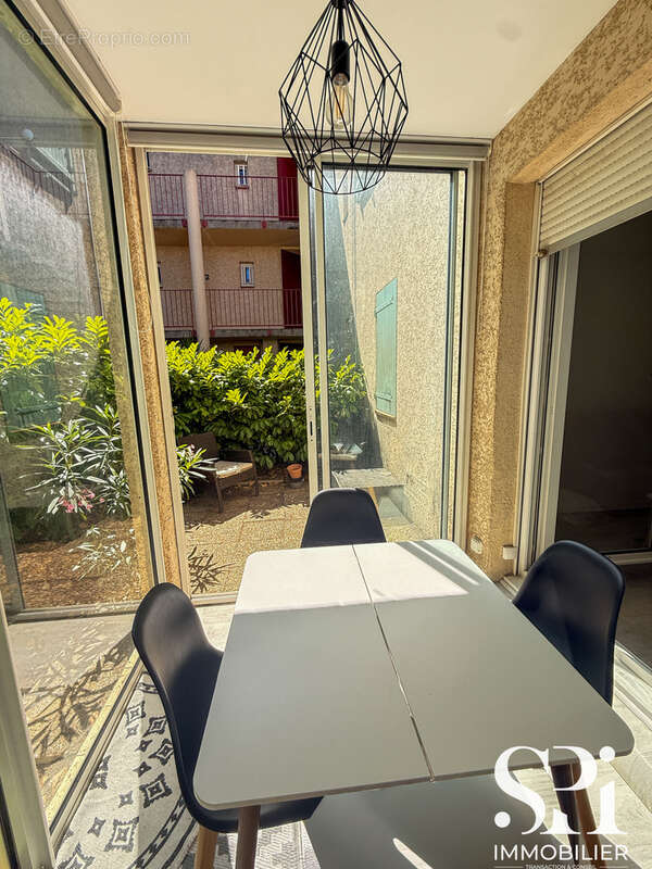 À VENDRE   Appartement T2 vendu meublé - Loggia + parking  -TAMARIS - photo 4