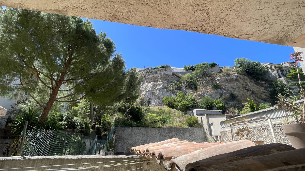 Appartement à MARSEILLE-6E