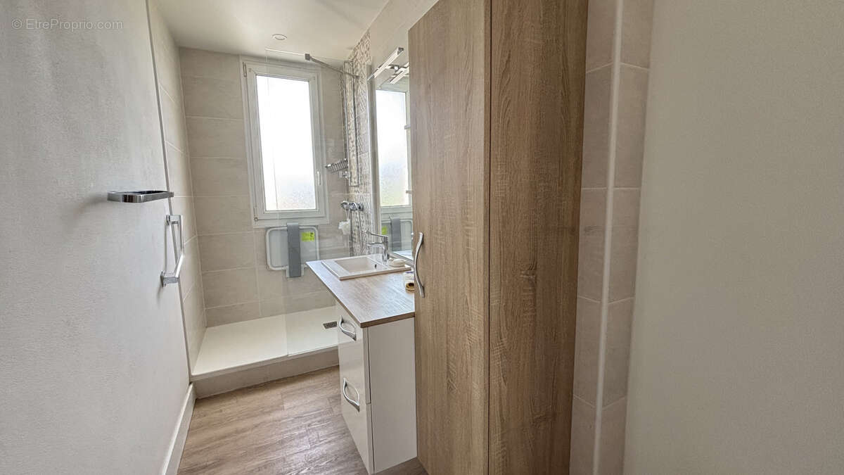 Maison à LE RELECQ-KERHUON