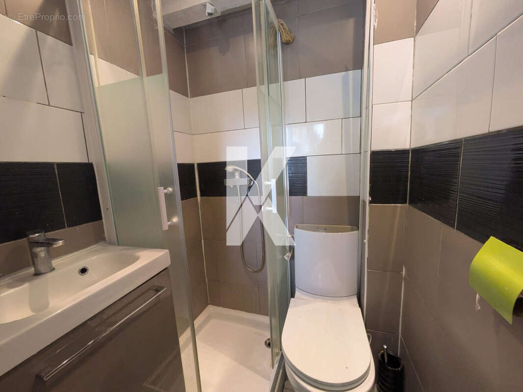 salle d'eau - Maison à ARGENTEUIL