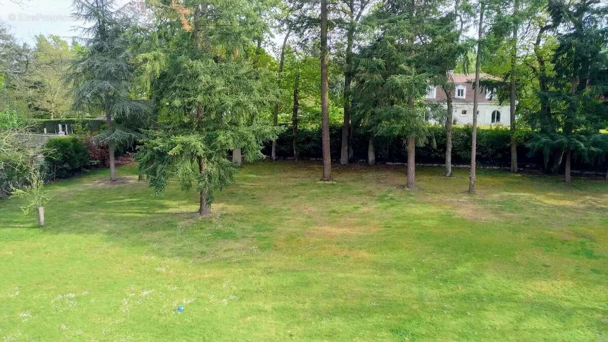 Maison à LES LOGES-EN-JOSAS