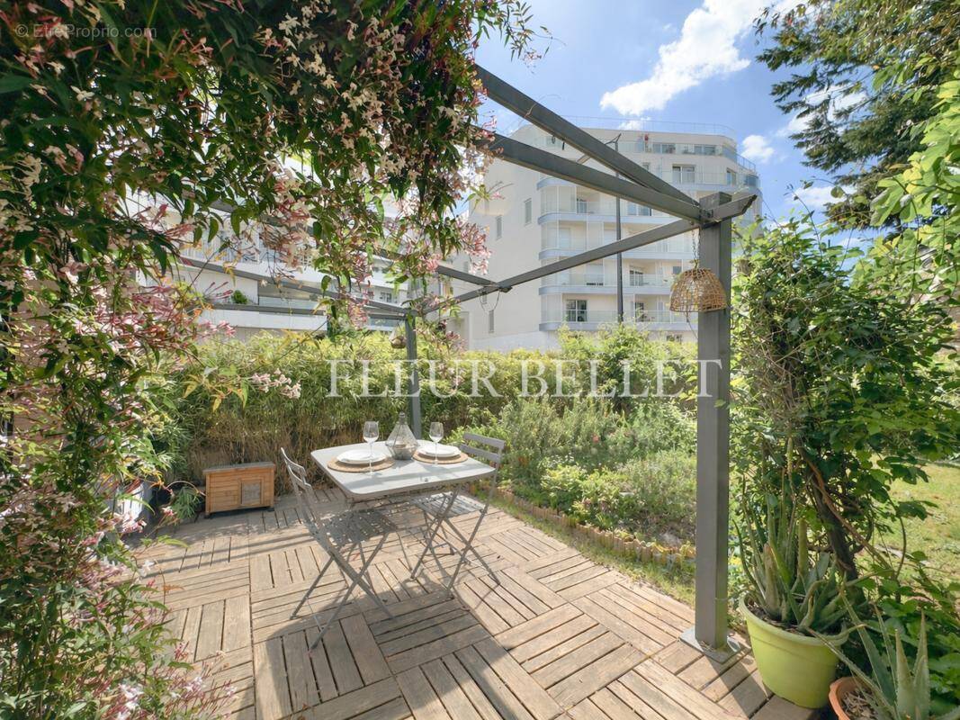 Appartement à ISSY-LES-MOULINEAUX