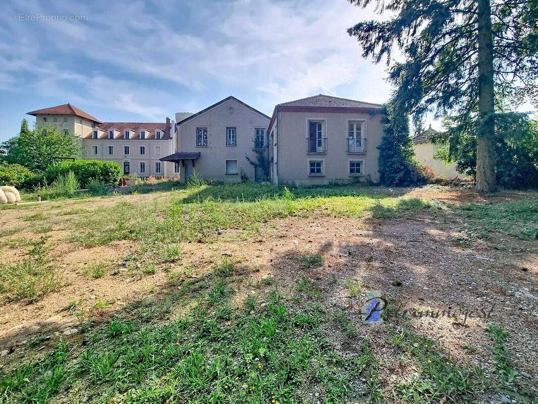 Maison à CUZIEU