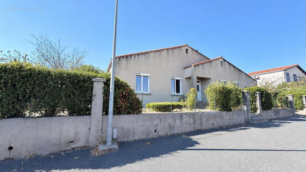 Maison à MOUSSOULENS