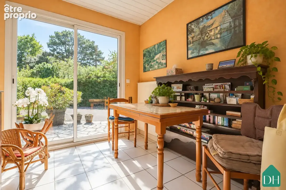 Maison familiale 5 chambres sur une parcelle de 1245m2 avec garage double - Praudière - Orvault - photo 3