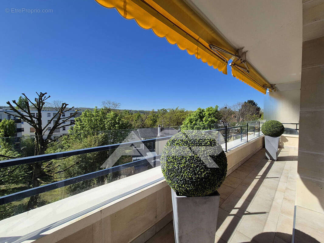 Appartement à LE VESINET