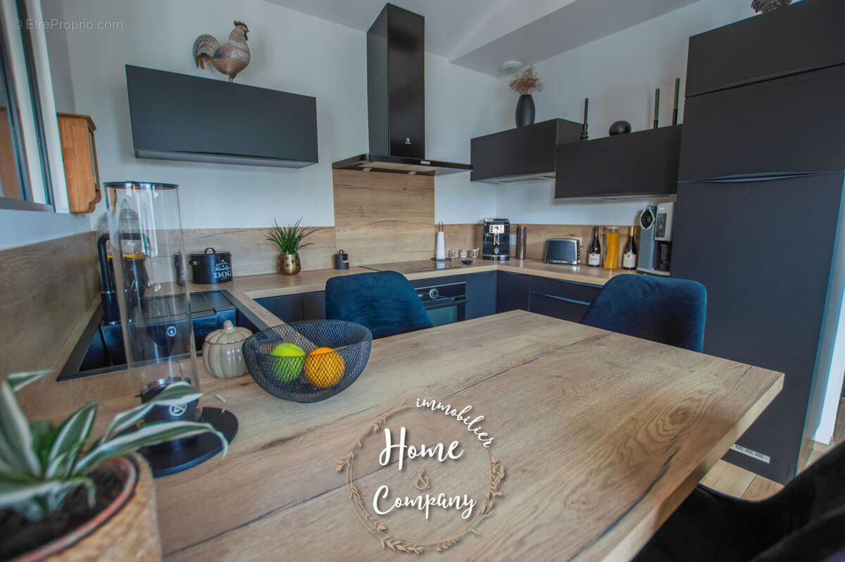 Maison à MORNAC-SUR-SEUDRE