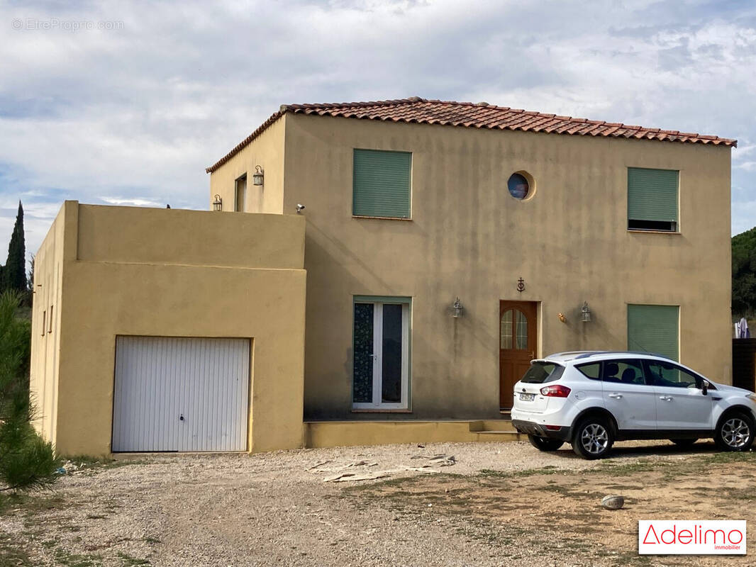 Maison à SAINT-GILLES