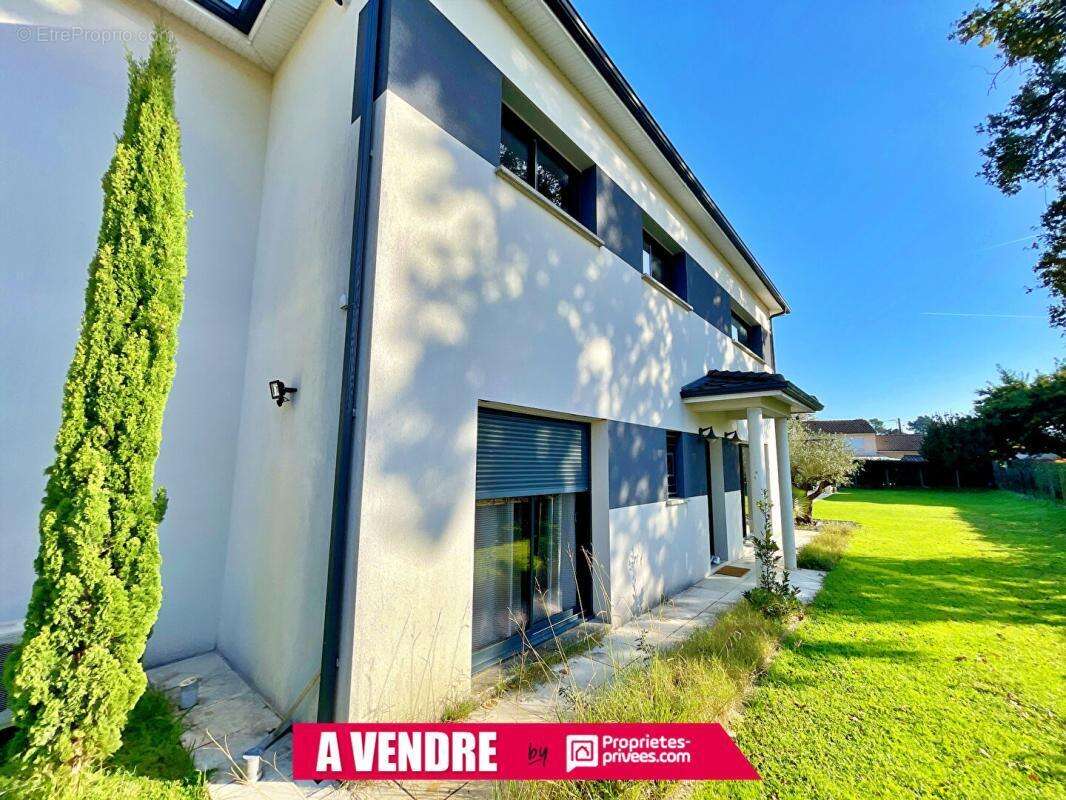 Maison à EYSINES