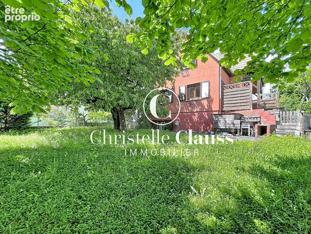Maison familiale  avec jardin et double garage - photo 13