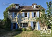 Photo 1 - Maison à VALLANGOUJARD
