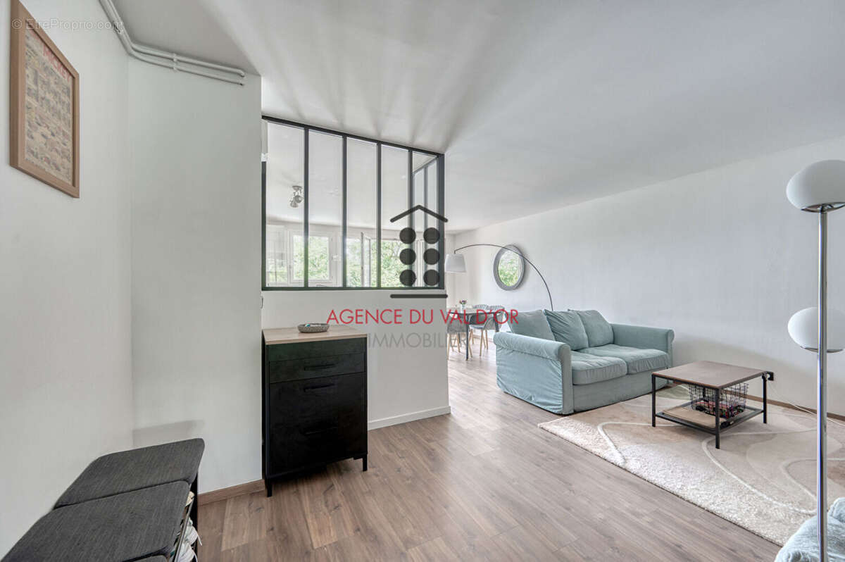 Appartement à SURESNES