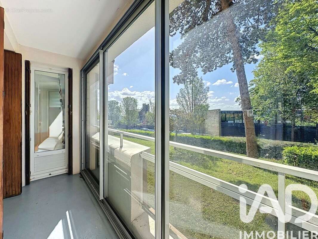 Photo 4 - Appartement à SURESNES