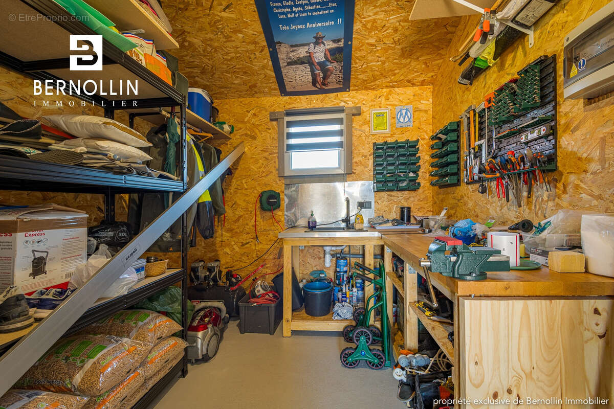 Villa hyper récente, 2 chambres sur terrain de 930 m2 - ST TRIVIER DE COURTES - photo 10