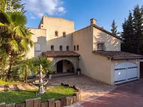 Maison 9 pièces 317 m² à vendre à Antibes (06600) - photo 3