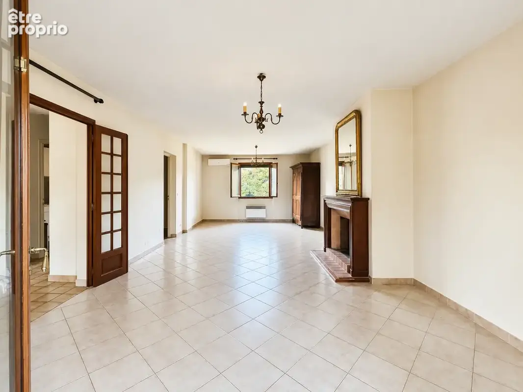 Exclusif lattes centre - villa de 110m2 sur 600m2 de terrain, piscine, clim, dans secteur pavillonnaire prise - photo 3