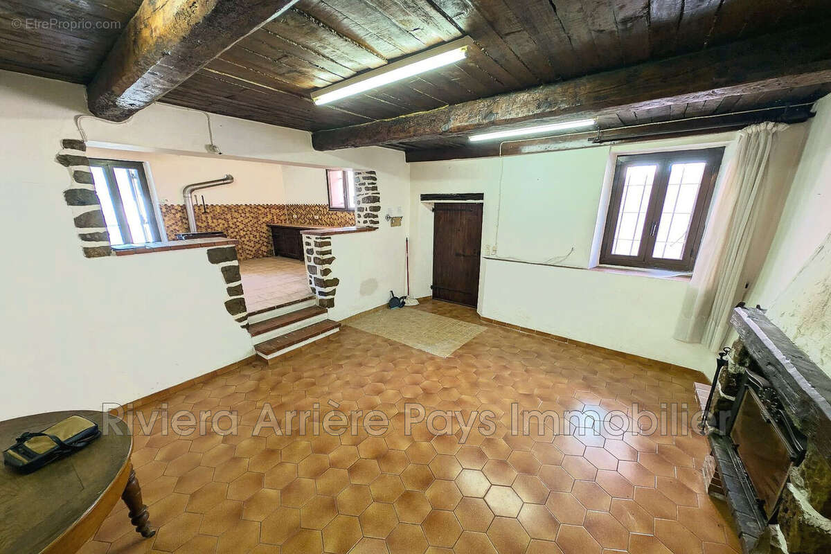 Maison 72 m² à Collongues  - photo 3