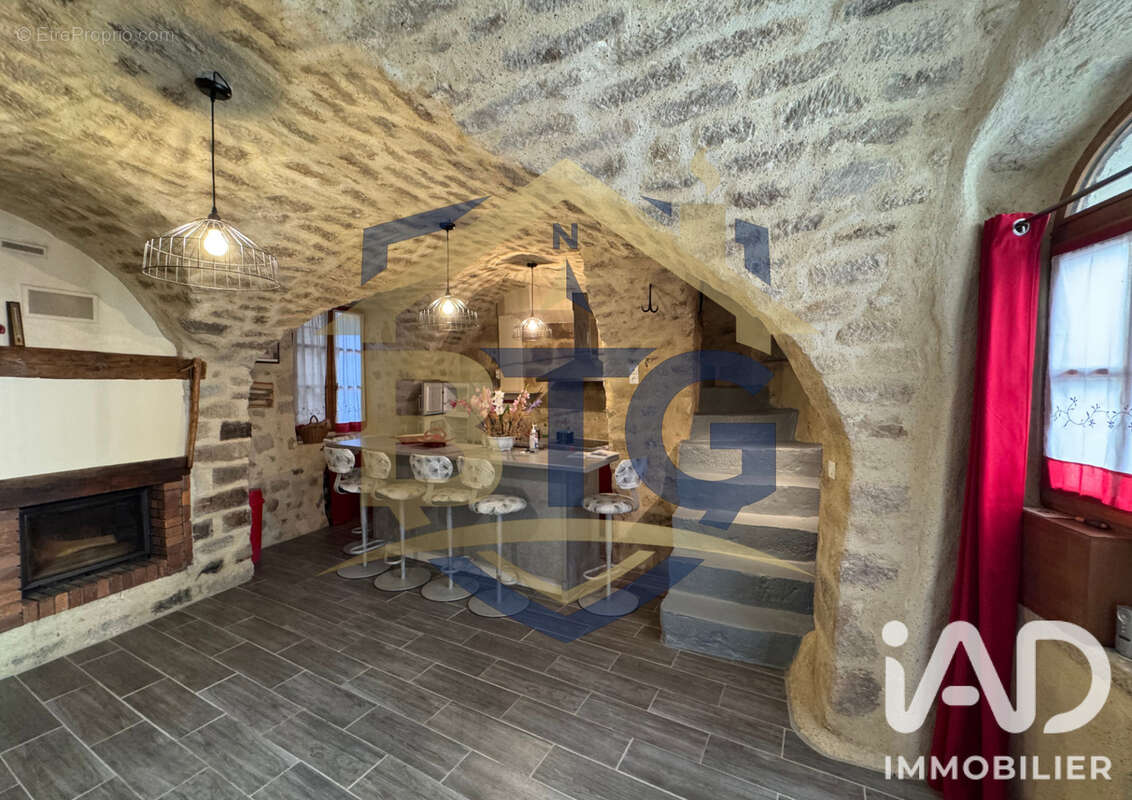 Maison 90 m² à Largentiere  - photo 3