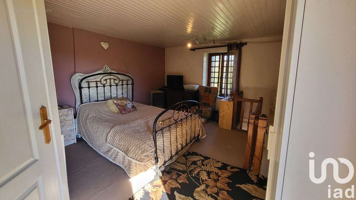 Photo 5 - Maison à CLUGNAT