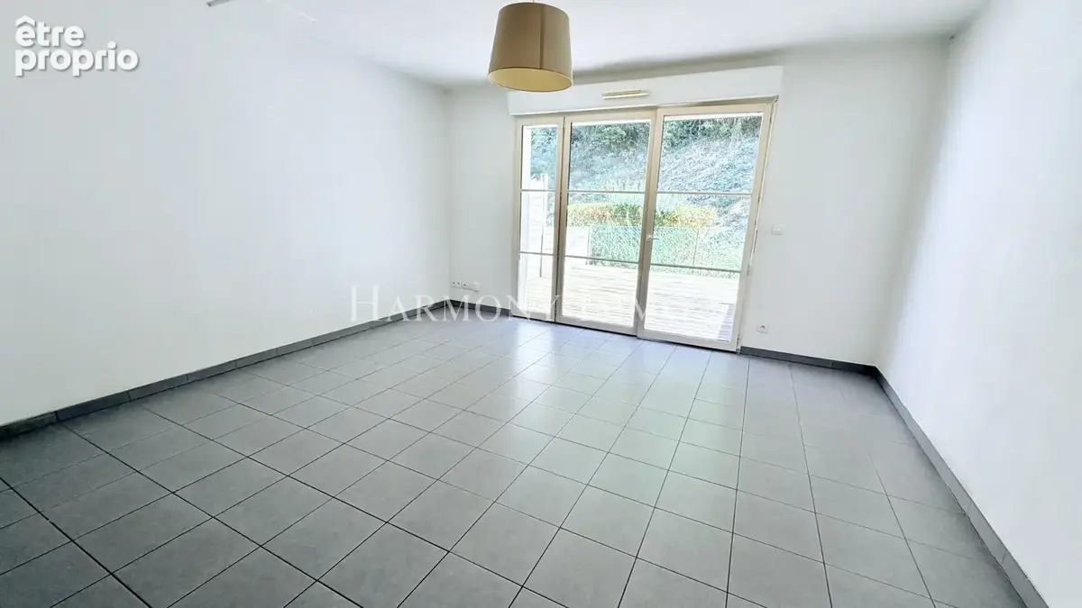 En exclusivité, appartement / maison avec terrasse cave et parking. - photo 5
