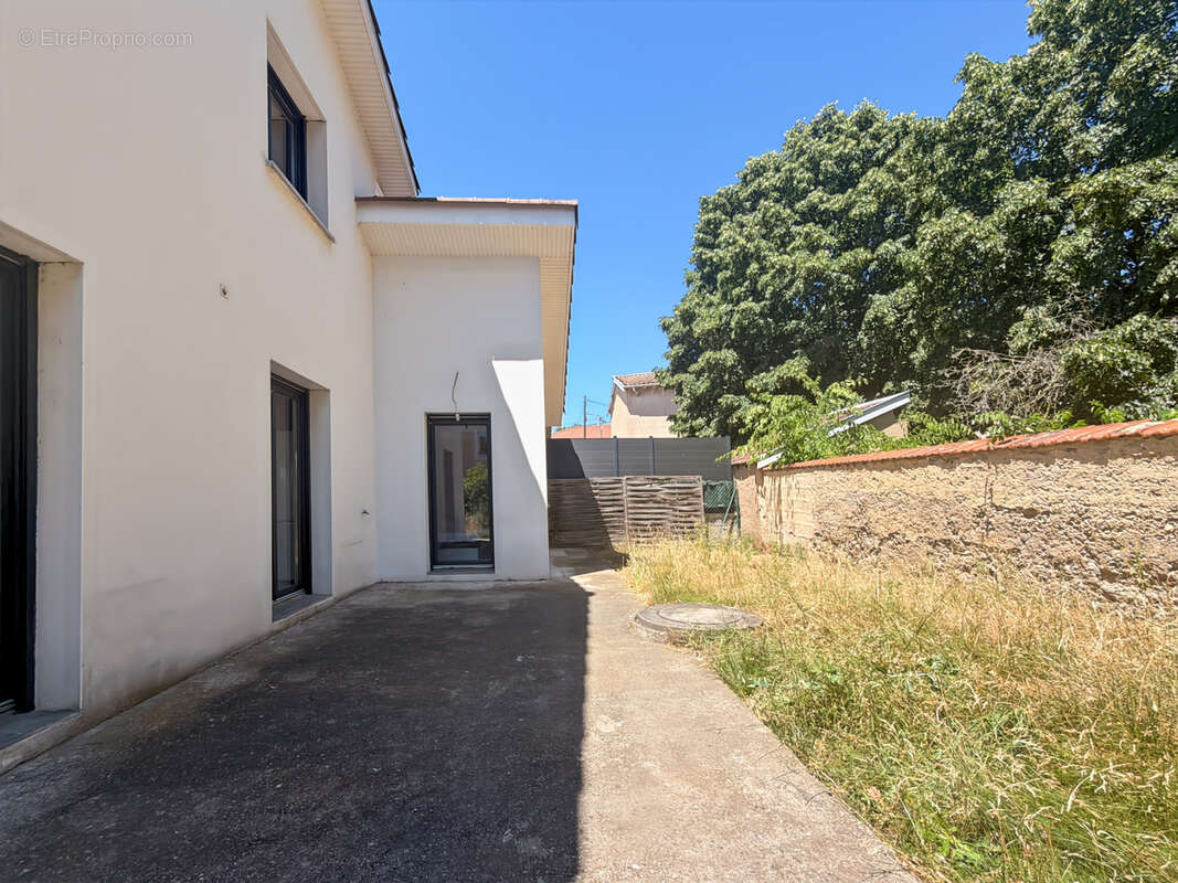 Trévoux - Maison familiale récente 4 chambres dont suite de plain pied - photo 11
