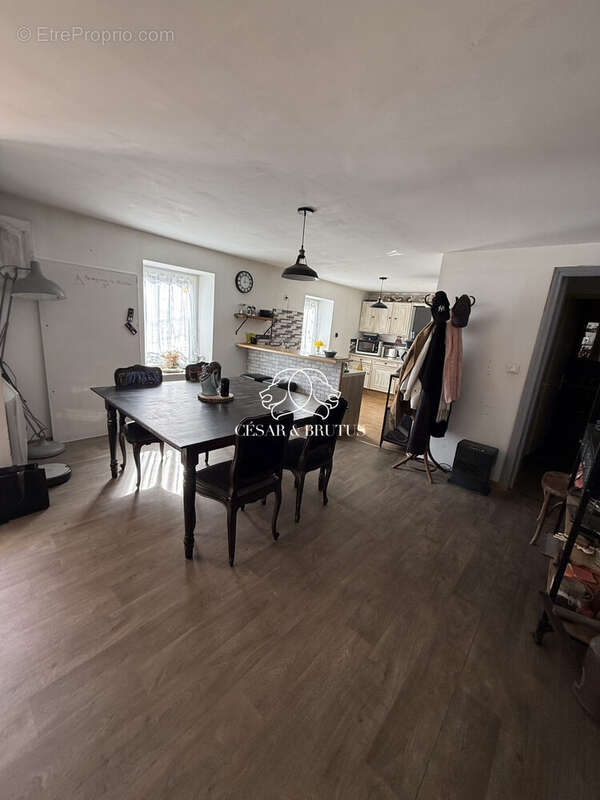 Maison 122 m² à Saint-Leger-Sur-Roanne  - photo 5