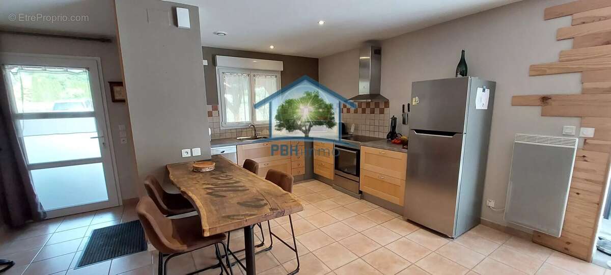 Maison à TENDON