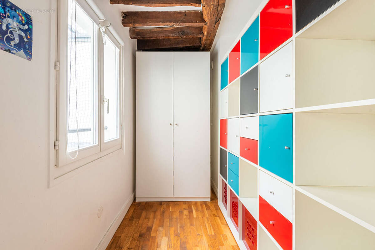 Appartement à PARIS-2E