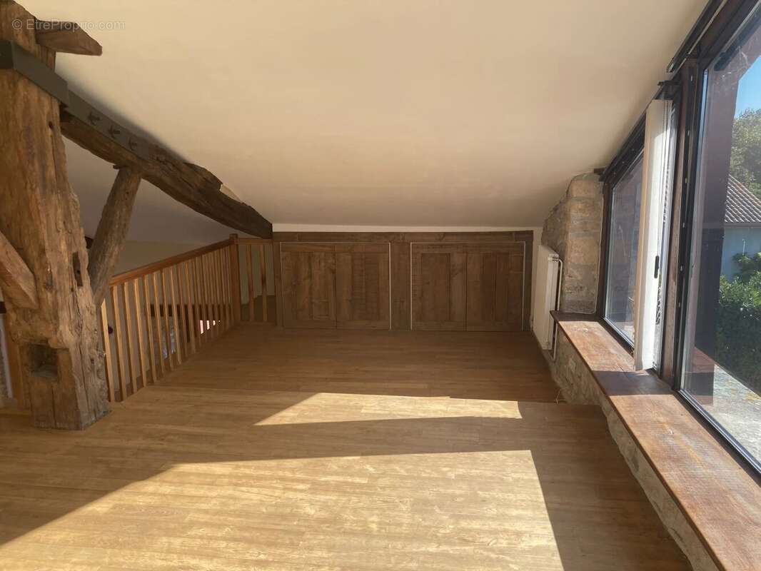 Maison à FONTENILLE