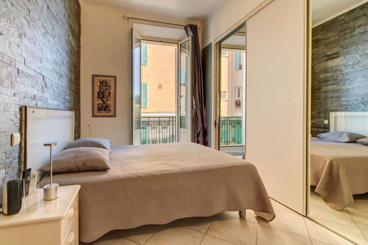 Appartement à VILLEFRANCHE-SUR-MER