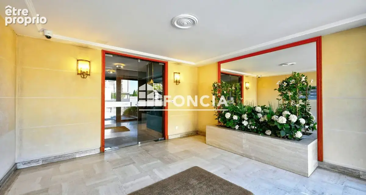 Appartement familial_104 m2_possibilite duplex_dernier etage_ermitage - photo 3