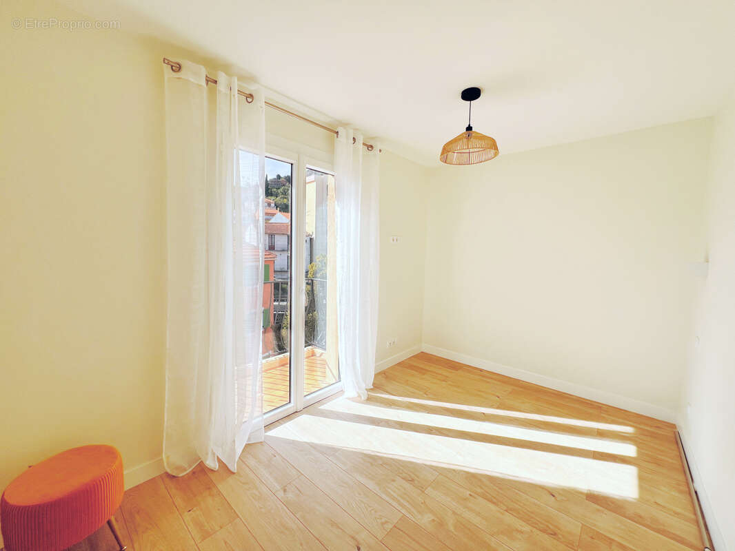 Appartement à MANDELIEU-LA-NAPOULE