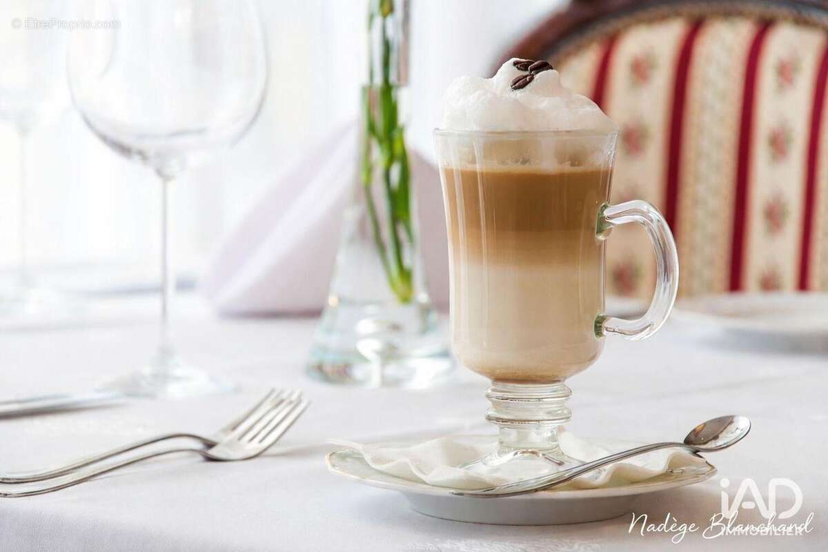 Photo 3 - Commerce à AIGREFEUILLE-D'AUNIS