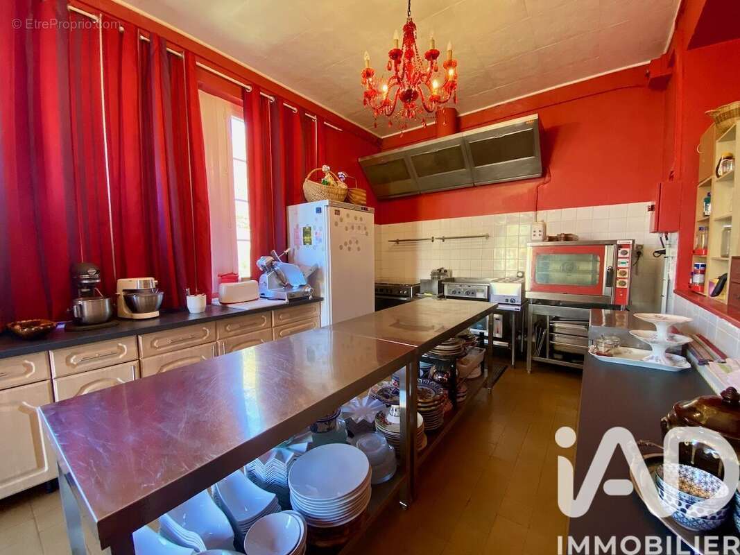 Maison 412 m² à Bousses  - photo 6