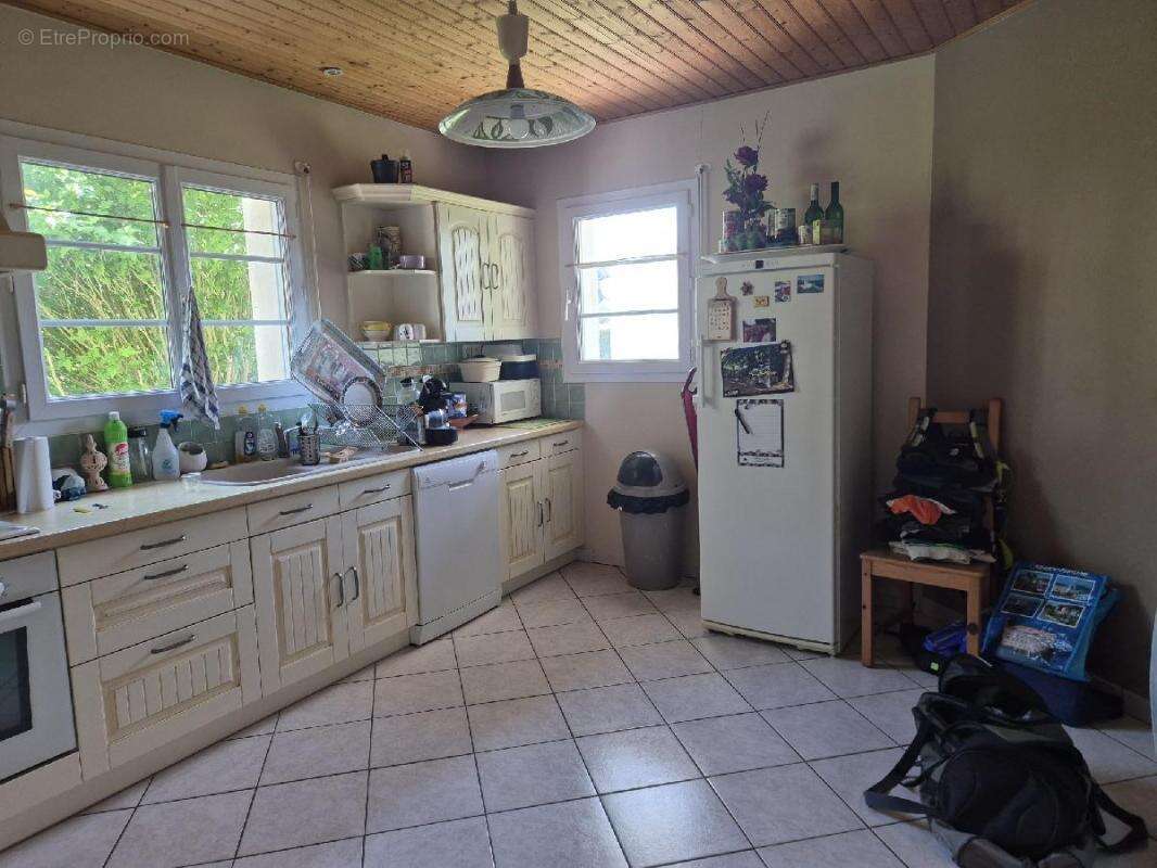 Maison à GROSBREUIL