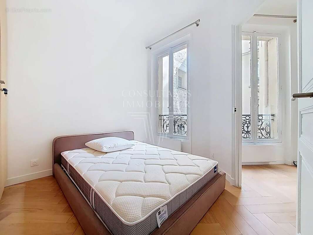 Exclusivité. rue de chaillot - photo 6