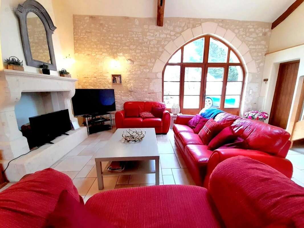 Appartement à SAINT-CAPRAISE-D'EYMET