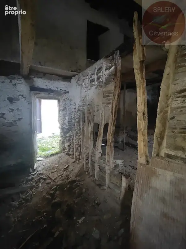 Maison en pierre à rénover - photo 3