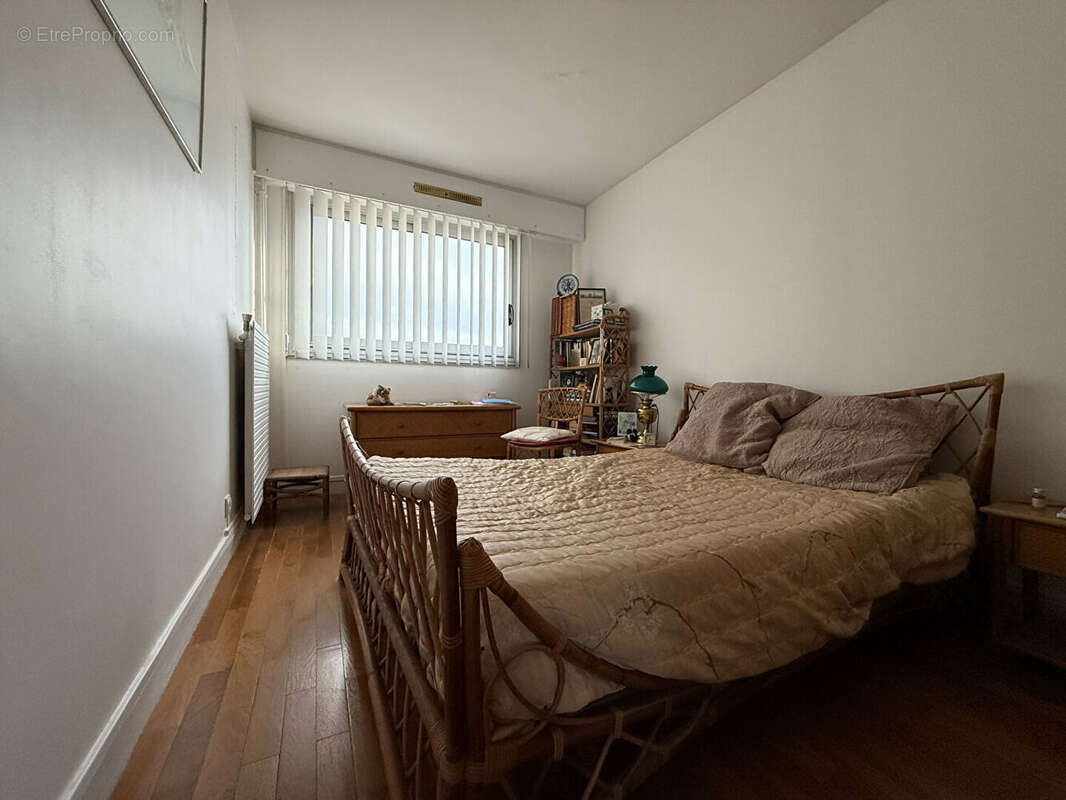 Appartement à MONTROUGE