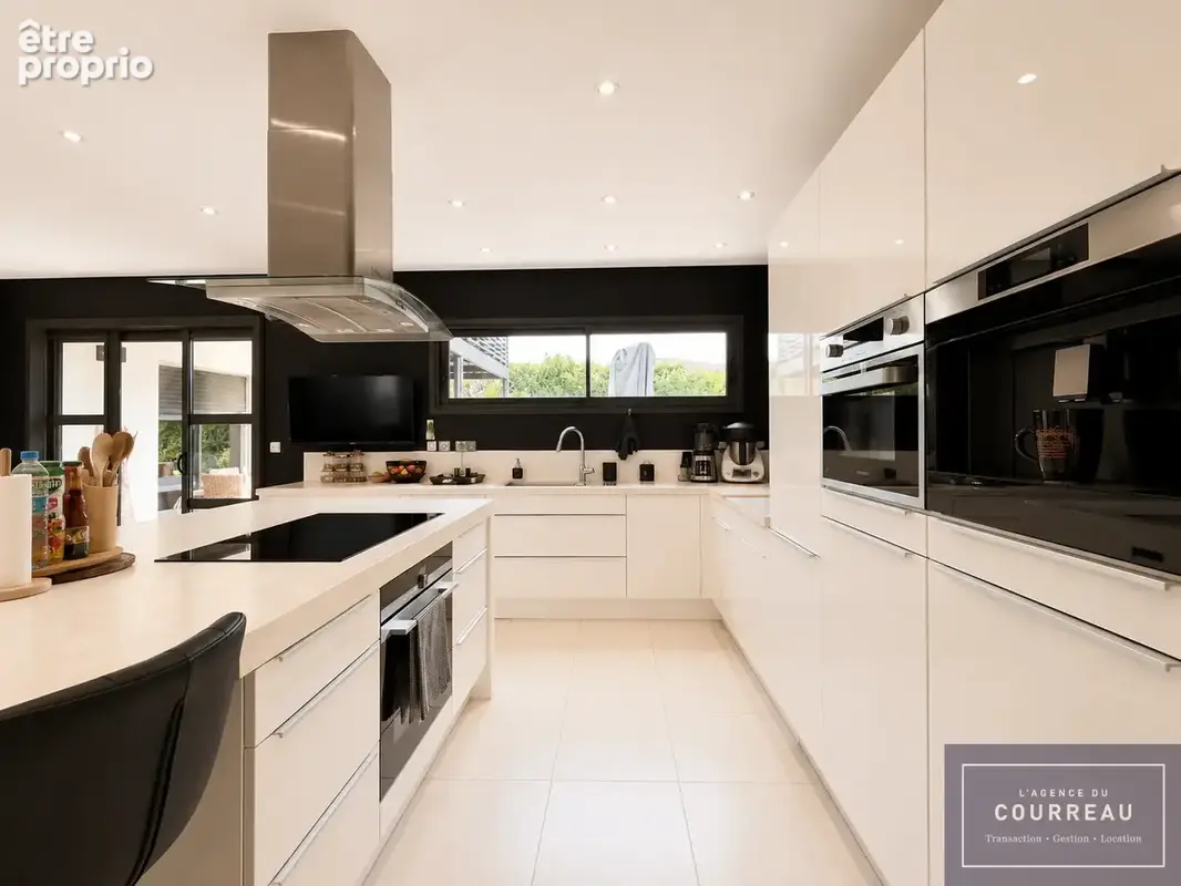 Maison F6 de 266 m2 sur une parcelle de 1 000 m2 - photo 5
