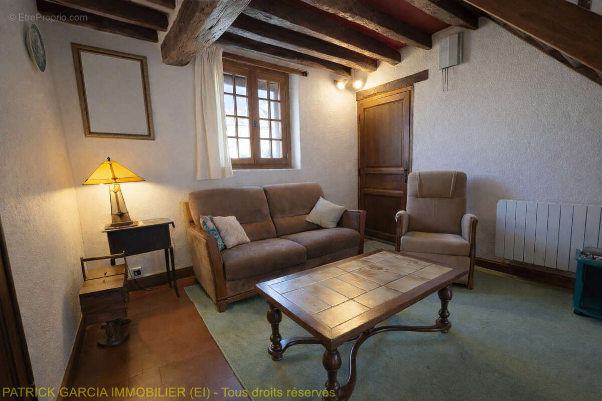 Maison à CHEMILLY-SUR-YONNE