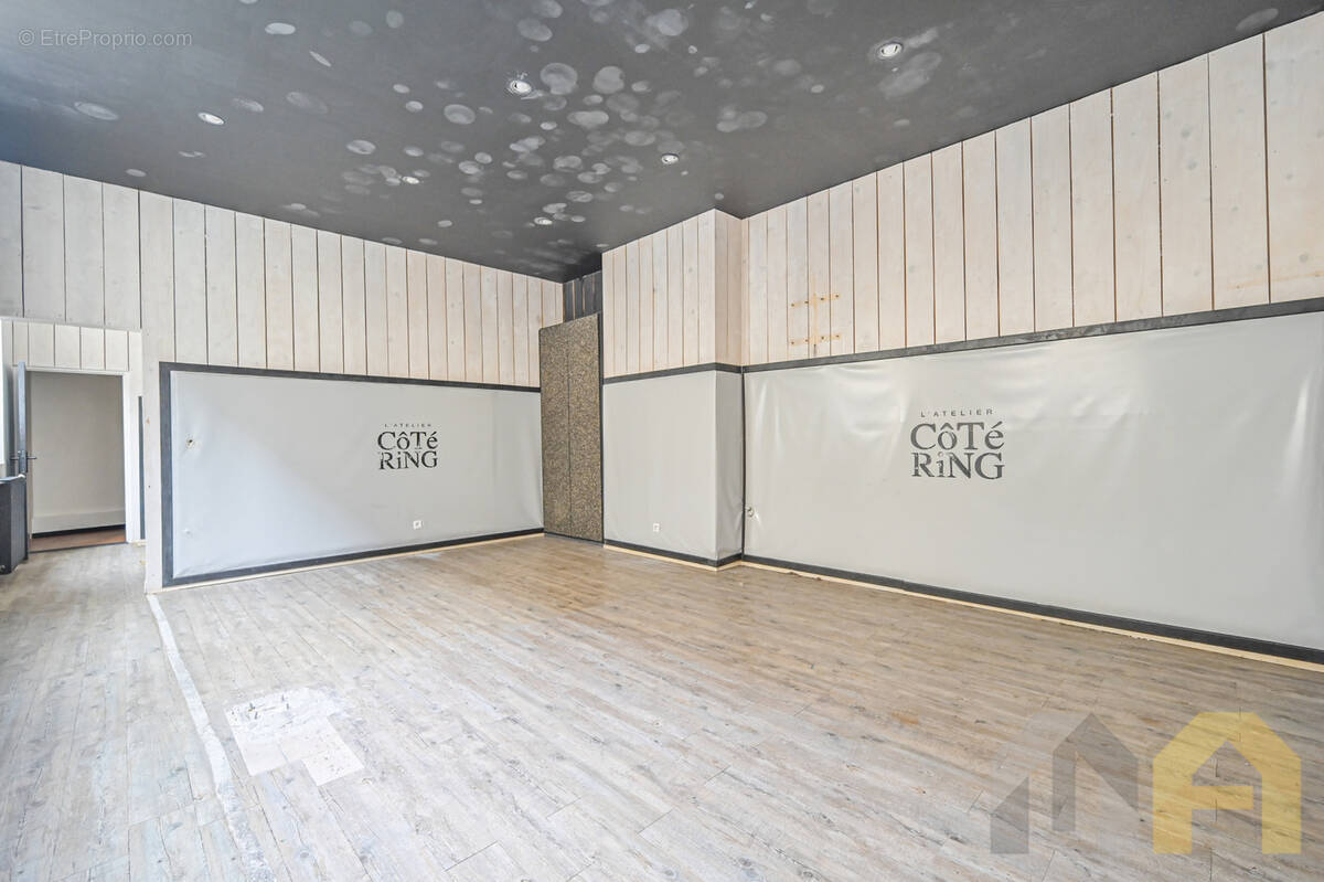 Appartement à PARIS-3E