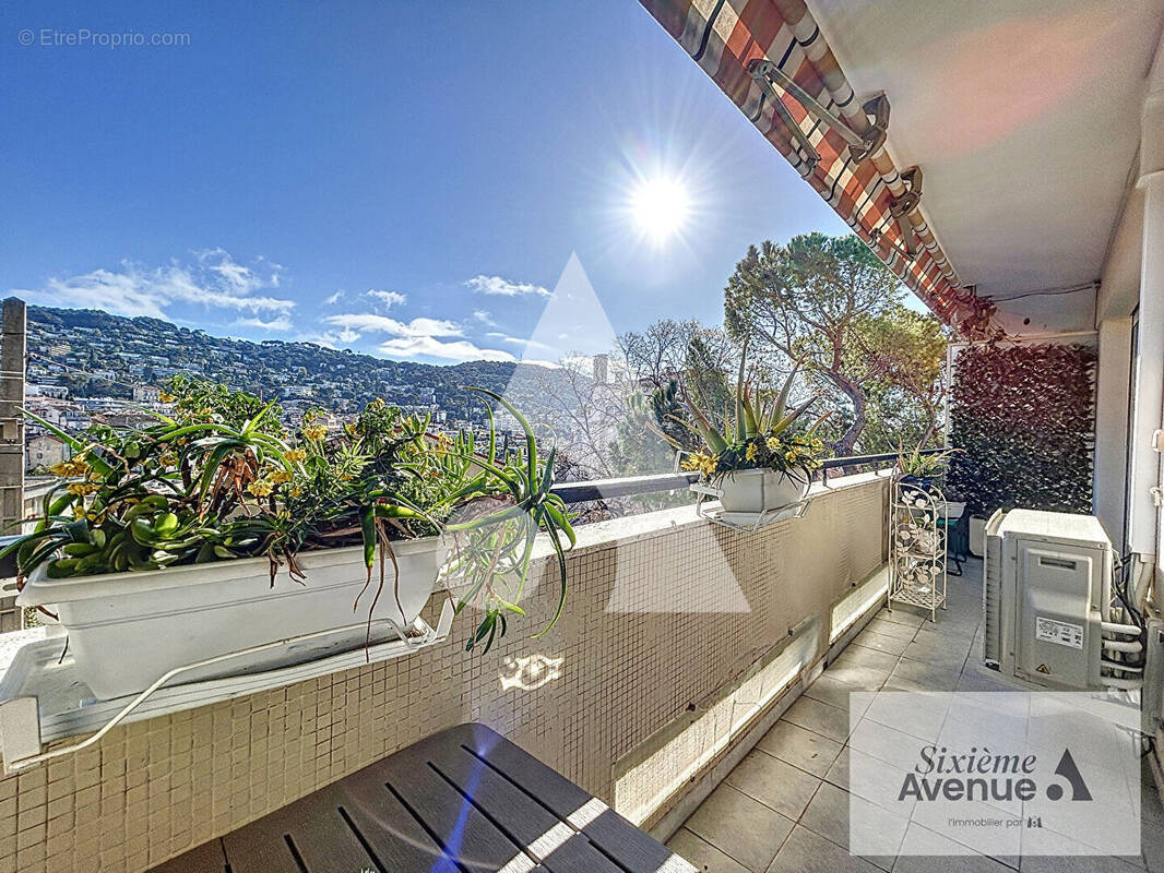 Appartement à LE CANNET