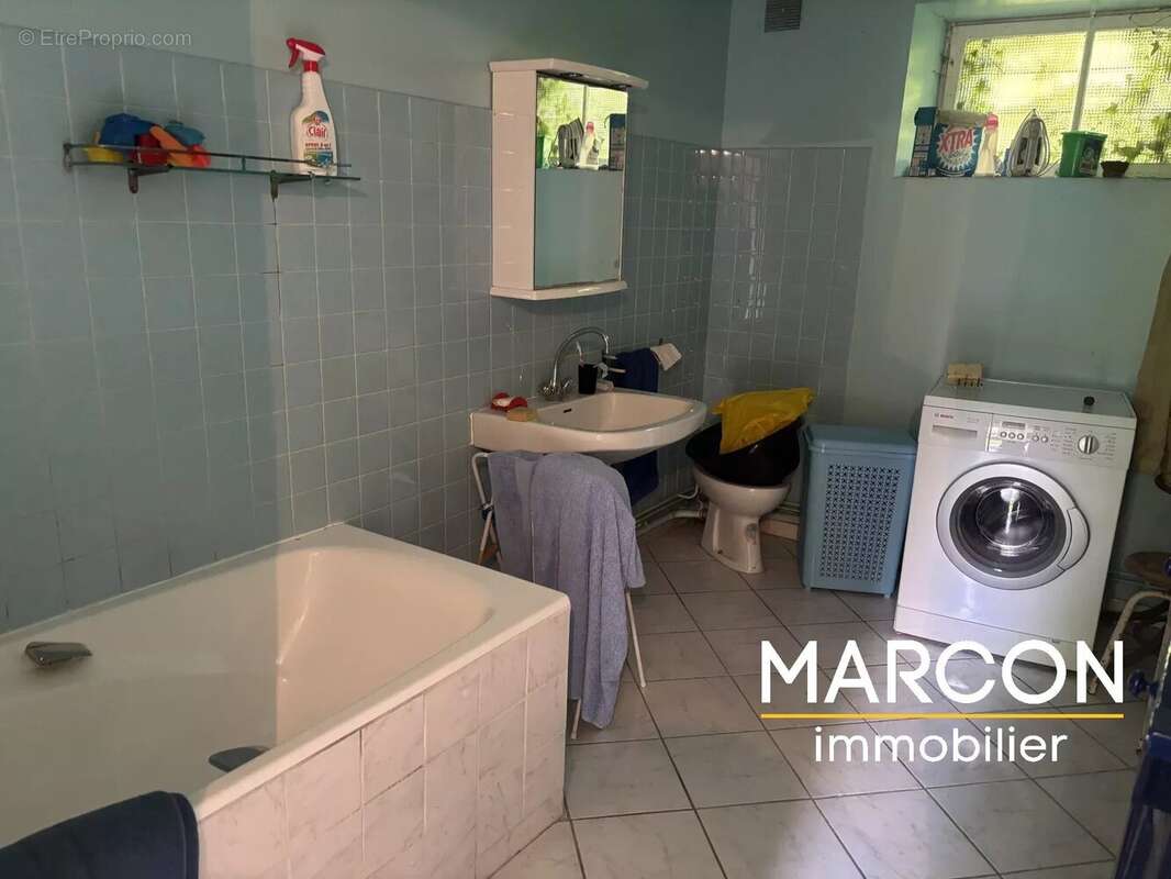 Maison à ARNAC-LA-POSTE