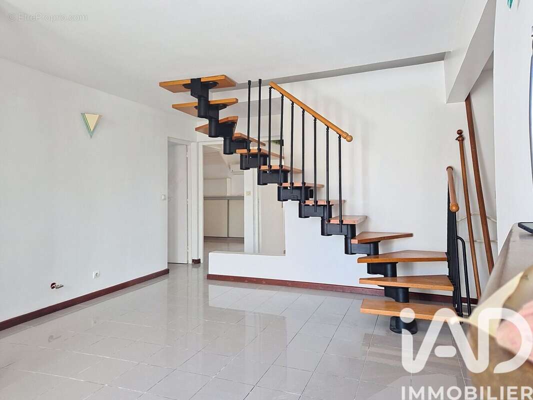 Appartement 128 m² à Les Abymes  - photo 7