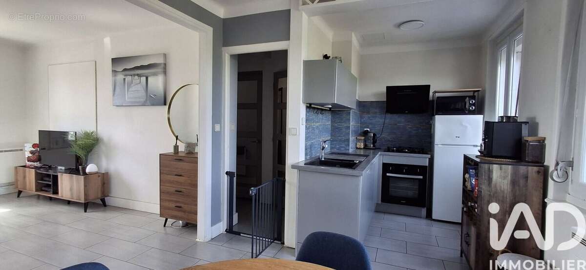 Photo 8