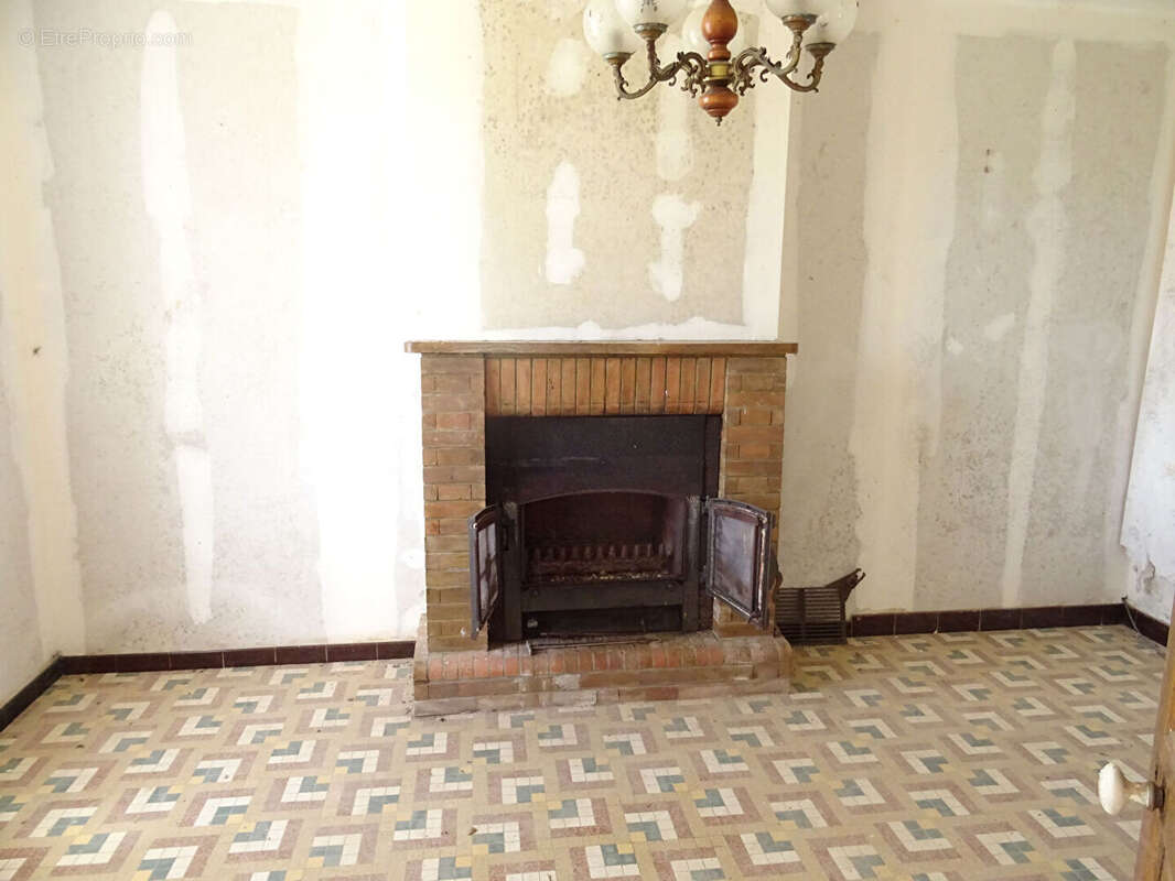 Maison à LE FRESNE-PORET