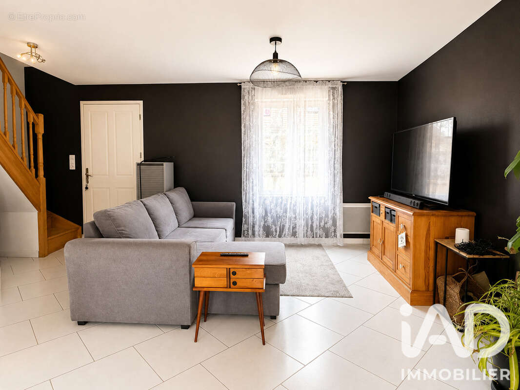 Maison 112 m² à Sainte-Genevieve  - photo 3