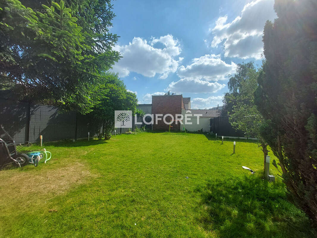 Maison à VILLEMOMBLE